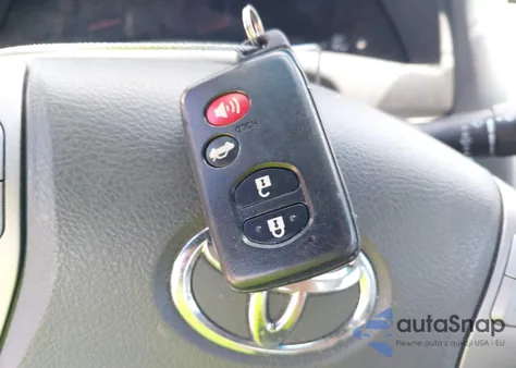 2011 Toyota Camry Xle V6 z USA, uszkodzony, nr VIN 4T1BK3EK7BU118455